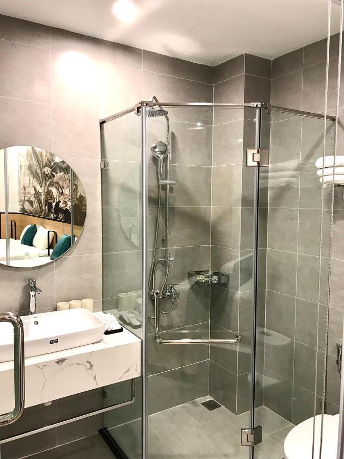 Milash Boutique Hotel Ha Long Esterno foto