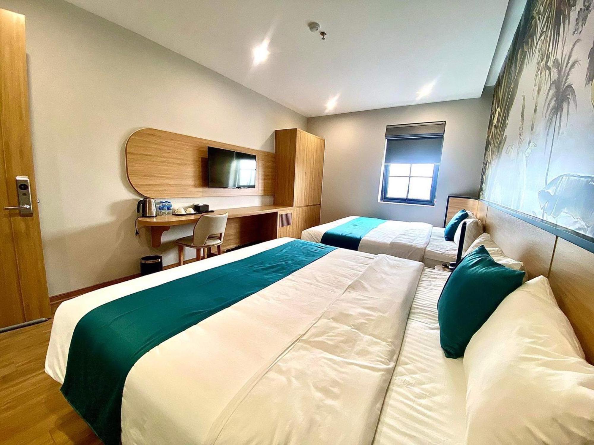 Milash Boutique Hotel Ha Long Esterno foto