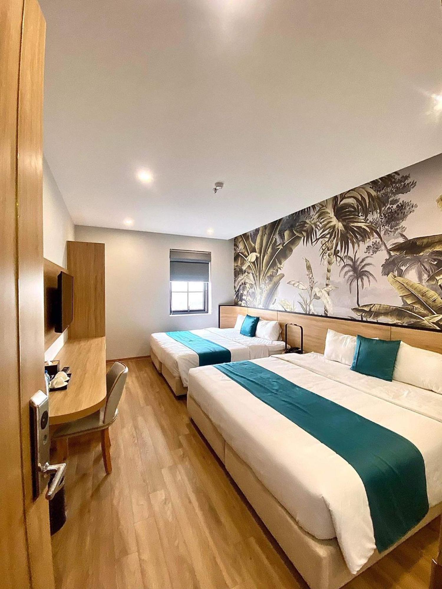 Milash Boutique Hotel Ha Long Esterno foto