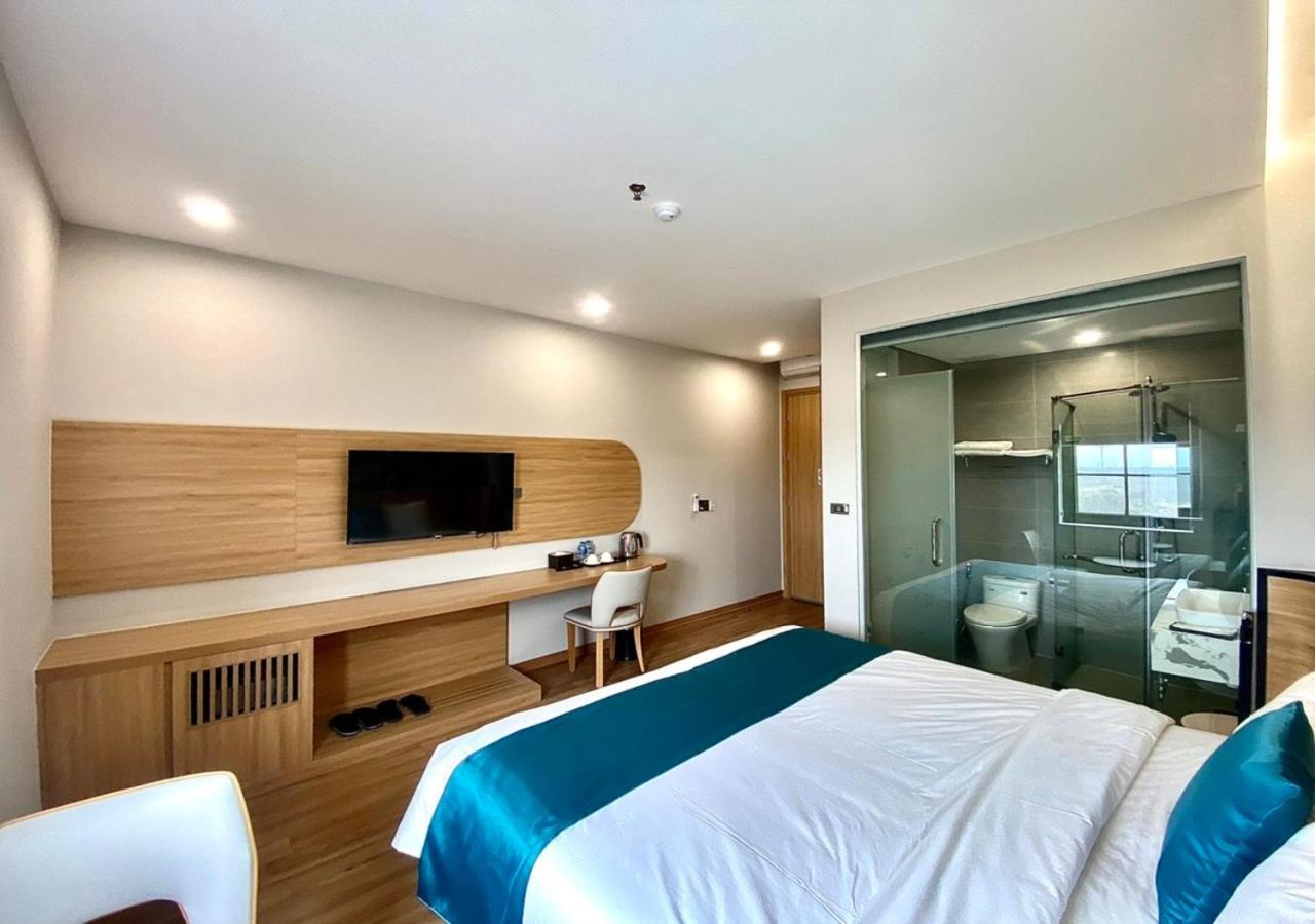 Milash Boutique Hotel Ha Long Esterno foto